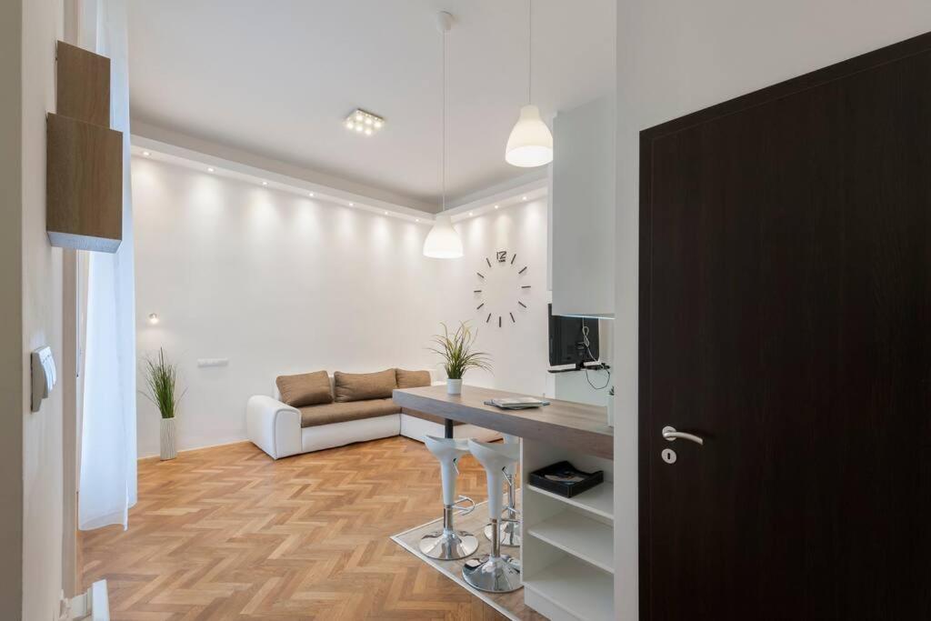 Szent Istvan Ter 4 Next To Basilica A 1 Bedroom Budapeszt Zewnętrze zdjęcie