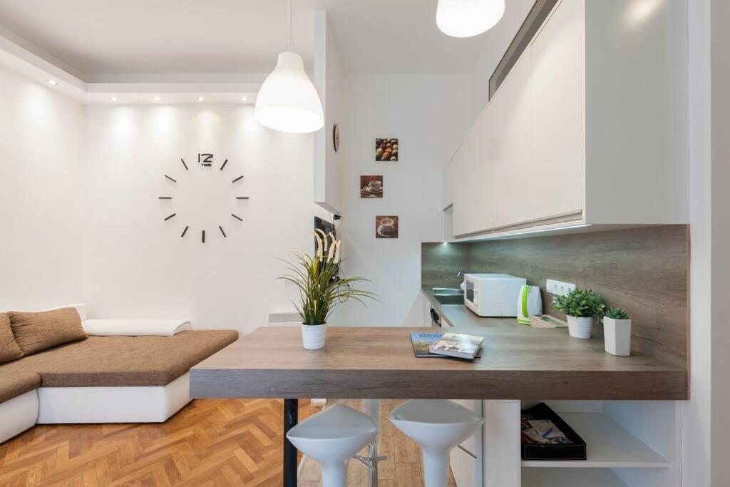 Szent Istvan Ter 4 Next To Basilica A 1 Bedroom Budapeszt Zewnętrze zdjęcie